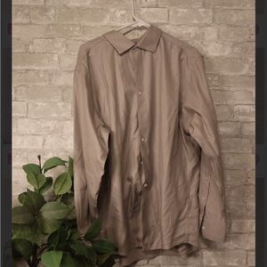 Men's Taupe Button-Up Shirt
